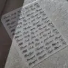 Adesivos de unha com letras em inglês em relevo dourado, adesivos adesivos populares em preto e branco, decorações de unha 3D versáteis atacado