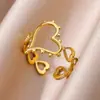 Anillo Geométrico de Acero Inoxidable con Línea de Corazón de Venta Caliente Europea y Americana para Mujeres Chapado en Oro de 18 Quilates Accesorios Sencillos de Nicho para Exportación Venta al por Mayor
