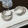 Brincos de Argola Cheios de Diamantes Agulha de Prata 925 Doce Cool Luxo Leve Brincos de Alta Qualidade Modernos Elegantes Versáteis Exagerados Grandes