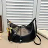 Bolsa de Ombro Única Transfronteiriça Retrô Europeia e Americana Textura de Alta Qualidade Simples Casual Bolsa de Axila Versátil Moda Commuting Tendência Bolsa Transversal