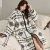 Chegada Nova - Cobertor de Caminhada Inverno Feminino Lã Coral Espessado Quente Estilo Preguiçoso Com Capuz Roupão de Dormir