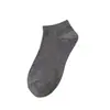 Meias verão masculinas cor sólida meias curtas algodão absorvente de suor cano baixo invisíveis versátil meias sapatilha algodão business casual
