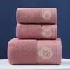 Comercio Exterior Transfronterizo Juego de Tres Piezas de Toalla de Algodón y Toalla de Baño Toalla Publicitaria de Regalo Logo Bordado Suave y Absorbente
