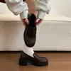 Sapatos femininos de couro estilo britânico, nova coleção outono 2026, bico redondo retrô, sola grossa, salto grosso, mocassins JK versáteis estilo japonês