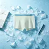 Ropa interior de malla de seda helada para niños, verano, sensación helada, color liso, delgada, transpirable, calzoncillos tipo bóxer para niños mayores, shorts de boxeador para estudiantes