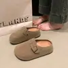 Chinelos Femininos Cáqui para Uso Externo de Tamanho Pequeno 2025 Novos de Inverno Retro Bico Fechado Meio Chinelos Sapatos Birkenstock de Solado Grosso