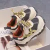 Zapatillas de velcro para niños y niñas de primavera y otoño, con bloques de color, malla transpirable, cómodas, antideslizantes, estilo papá