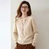 ¡Muy popular! Nuevo suéter de cachemira con cuello en V para mujer para otoño e invierno, color liso, diseño simple, efecto adelgazante, suéter de punto y capa base
