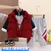 Traje de Bebé Niño con Forro de Felpa 2026 Modelo Nuevo Niños Bebés Invierno Chaleco Grueso de Medio Cierre Conjunto de Tres Piezas