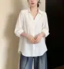 Camisa de manga curta chique e casual para mulheres, novo top de verão plus size soltinho que afina, camisa simples casual com decote em V
