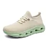 Sapatos casuais esportivos masculinos de verão, leves, para pés largos, com malha respirável, alargados, de tricô fly-knit, sapatos tipo meia com sola grossa, sapatos para caminhada