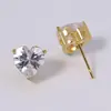 Brincos Pequenos Exquisitos de Zircônia Banhados a Ouro Leve de Luxo Moda Borboleta Geométrica Redonda de Zircônia Simples de Alta Qualidade Versátil