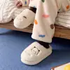 Pantuflas de Algodón con Oso de Dibujos Animados para Pareja, Nuevas de Otoño e Invierno 2026, Cálidas para Interiores, Antideslizantes, de Felpa, para Hombre, Venta al por Mayor