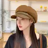 Sombrero de moda coreano para mujer de otoño e invierno, circunferencia de cabeza grande, adelgazante de cara, gorra de pico de pato, boina retro británica de rayas finas
