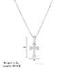 Collar Cruz de Acero de Titanio Minimalista Versátil de Gama Alta con Incrustaciones de Circonita para Mujer, Diseño de Nicho, Lujo Ligero, Cadena para Clavícula Estilo Fresco