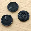 Botões Pretos de Alto Padrão com Quatro Furos, Botões para Terno com Borda Metálica, Botões para Blazer e Casaco de Lã, Atacado do Fabricante