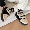 Zapatillas de algodón creativas de estilo retro para otoño e invierno con forro polar cálido y tacón todo incluido, ropa de abrigo para mujer, mocasines de suela suave de celebridades de Internet, mocasines, zapatos de algodón