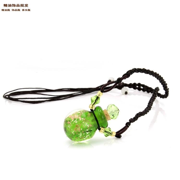 中国精油饰品网翠绿色球形金莎瓶妞妞绳项链8.jpg