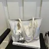 Popular Bolsa Grande con Cremallera para Mujer 2025 Nueva Bolso Grande Simple Textura Linda Bolso Tote para Viajes Diarios Bolso de Hombro