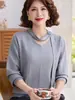Elegante capa base de otoño para mujer, elegante y sofisticada, moderno suéter fino de punto con cintas fluidas, adecuado para mujeres de mediana edad y mayores
