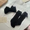 Conjunto de Diadema y Calcetines para Bebé Niña, Lindo Moño Grande, Calcetines con Malla Protectora para Fontanela de Recién Nacido, Calcetines hasta la Rodilla
