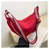 2026 Bolso Cruzado de un Solo Hombro Estilo Japonés Simple Gran Capacidad Versátil Bolso Cruzado Nicho de Gama Alta Elegante Bolso de Dumpling para Mujer