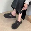 Chinelos fofos para mulheres, adequados para uso externo, estilo francês, bico fechado, novo estilo, outono e inverno 2026, pelúcia, sensação de chinelo de algodão de alta qualidade, para calçar sem cadarços, sola grossa