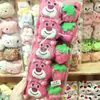 Lindo y Moderno Nuevo Oso de Fresa Peluche Dibujo Animado Pinza para el Cabello Infantil Pinza Lateral Moderna para Niñas