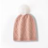 Cachecol de Caxemira 2026 Outono e Inverno Novo Gorro Casual de Malha Feminino de Alta Qualidade Cor Sólida com Pom-Pom em Forma de Diamante Quente e Fashion