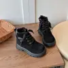 Botines Pequeños Amarillos de Piel Nobuk para Niños Nuevos Otoño e Invierno 2025 Moda Infantil Botines Cortos para Niños y Niñas Botines de Suela Suave Botines Individuales