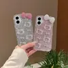 Funda de Teléfono de Alta Gama para Niña Estilo Nuevo con Diseño Completo de Gato Kt, Moño Pequeño y Adorno Completo de Diamantes, Adecuada para Apple 15 Pro Max