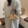 Bolso Cubo Retro de Gran Capacidad para Debajo de la Axila para Mujer 2025 Nuevo Bolso de Mano Simple Bolso Cruzado de Moda y Elegante Bolso Grande para Viaje