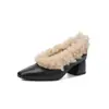 Sapatos Quentes de Pelo com Forro de Lã Estilo Francês de Nicho 5,5cm Inverno 2025 Novo Bico Quadrado Salto Grosso Slip-On Sapatinhos de Couro