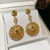 Brincos de Botão Flor de Zircônia Luxuosos de Pedra Preciosa Agulha de Prata Brincos Vintage Europeus e Americanos Brincos de Luxo Leve de Alta Qualidade para Mulheres