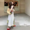 Moda Casual Elegante de Verano 2026 Reductor de Edad Cómodo Agradable al Tacto Conjunto de Blusa y Falda de Encaje Moderno