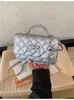 Elegante Bolso de Hombro Pequeño Acolchado con Cadena Estilo Chanel para Mujer 2026 Nueva Moda Versión Coreana con Lazo Bolso Cruzado Pequeño Cuadrado