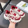 Zapatos Deportivos Infantiles de Primavera y Otoño Antideslizantes Casuales Versátiles Modernos Zapatos para Niños Pequeños Zapatos de Papá para Exteriores Antideslizantes Deportivos para Niñas