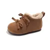Botas estilo coreano Birkenstock, colección invierno 2026, forradas de felpa, versátiles, con diseño de doble lazo, botines cortos para niños, zapatos cálidos de algodón para niñas y bebés