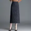 Moda Otoño 2026 Elegante Falda de Mujer de Cintura Alta Adelgazante que Cubre la Cadera con Abertura Trasera y Corte Recto