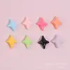 Accesorios de resina de color sólido brillante con forma de estrella de cuatro puntas, materiales DIY de pegamento cremoso para fundas de teléfono, imanes de nevera y accesorios para el cabello