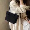 Bolsa tote estampa de leopardo, grande capacidade, estilo feminino, nova coleção outono 2026, bolsa de ombro para o dia a dia, bolsa de balde em camurça