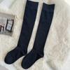 Calcetines de pantorrilla de grano vertical simple para otoño e invierno, calcetines de tubo sin costuras de lana retro color vino tinto, combinan con todo, grises