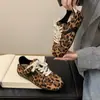 Zapatos de Entrenamiento Alemanes de Crin de Caballo con Estampado de Leopardo para Mujer 2026 Nuevos Zapatos Casuales Planos con Cordones Retro Zapatos Deportivos Individuales de Cuero Genuino con Punta Redonda