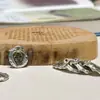 Calavera de Cuproníquel Colgante Pequeño Colgante Lateral Wen Jugar Collar Colgante Xizang Retro Pulsera Accesorios Accesorios DIY Se puede aprobar