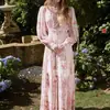 P.T. Vestido Floral de Crepé de Rayón "Iris" con Flores de Posicionamiento, Nuevo Vestido de Vacaciones Estampado Estilo Francés