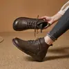 Botas femininas de couro bovino fosco cor escovada vintage outono novo cadarço zíper lateral sapatos femininos estilo floresta artística botas de tornozelo de couro genuíno