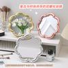 Espelho de Maquiagem de Mesa Doméstico Espelho de Flor Coração de Menina Galvanizado Retro Irregular Escritório Espelho de Vestir Portátil