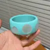 Pulsera de Resina Ancha de Estrella de Mar y Concha Dulce Fresca Picante para Mujer Estilo Vacaciones de Verano Joyería de Mano Exagerada Bohemia