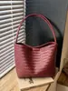 Bolsa Feminina de Luxo de Nicho Yue Zi Trançada 2026 Nova Estilo Coreano Bolsa Saco Retrô Casual Ombro Bolsa de Mão