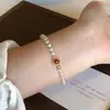 Pulseira Elástica Única Estilo Chinês com Ágata Vermelha Natural do Sul e Pérolas Shijia Redondas para Mulheres, Simples e Sofisticada